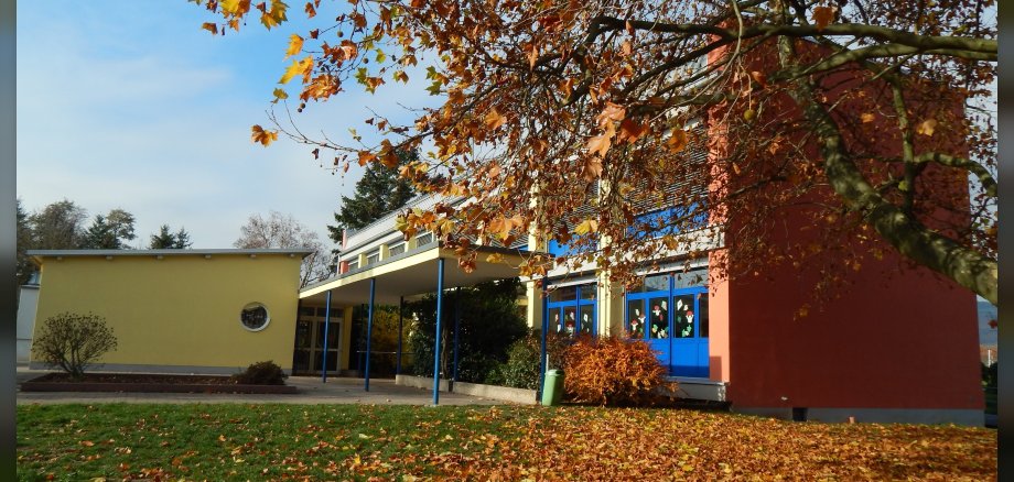 Außengelände der Grundschule Roschbach Außengelände der Grundschule Roschbach